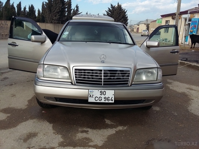 Mercedes C 220 1995, 350,000 km - 2.2 l - Bakı