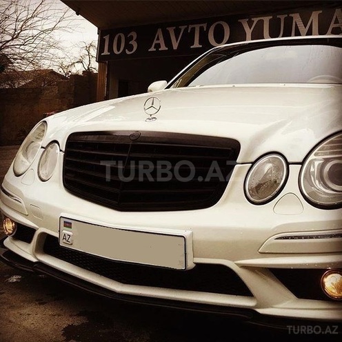 Mercedes E 350 2006, 184,000 km - 3.5 l - Bakı