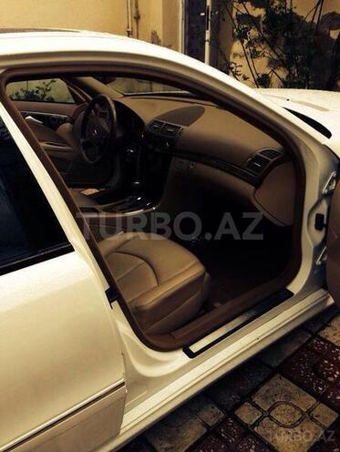 Mercedes E 350 2006, 184,000 km - 3.5 l - Bakı