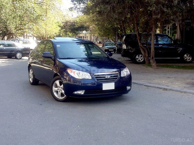 Hyundai Elantra 2010, 132,400 km - 2.0 l - Bakı