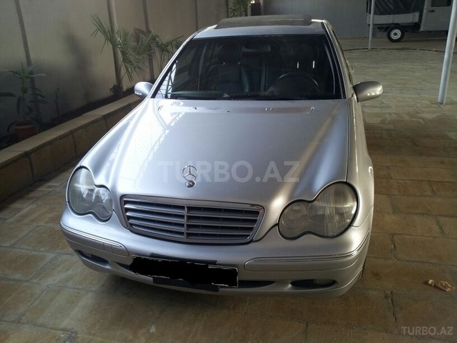 Mercedes C 240 2000, 223,430 km - 2.4 l - Bakı