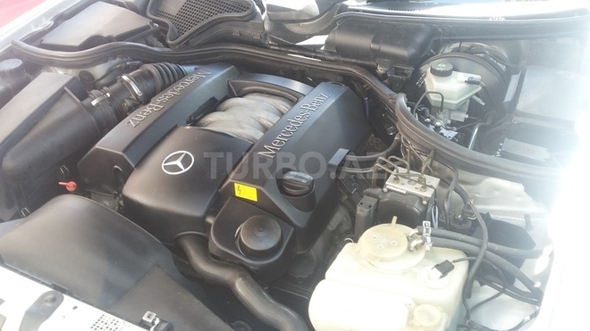 Mercedes E 240 1998, 240,000 km - 2.4 l - Bakı
