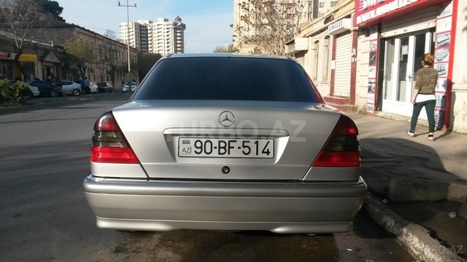 Mercedes C 180 1998, 320,000 km - 1.8 l - Bakı