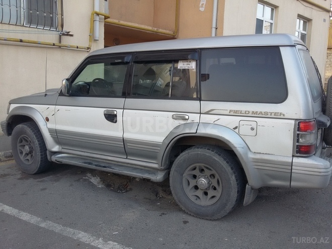 Mitsubishi Pajero 1996, 450,000 km - 2.8 л - Bakı