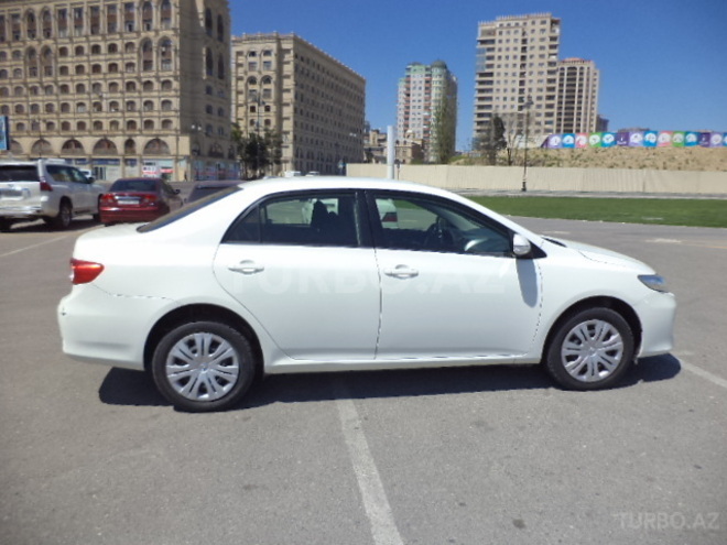 Toyota Corolla 2013, 56,000 km - 1.6 l - Bakı