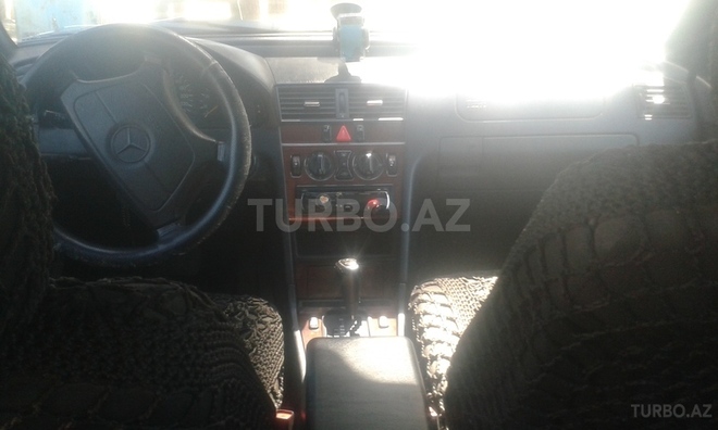 Mercedes C 220 1996, 264,400 km - 2.2 л - Biləsuvar
