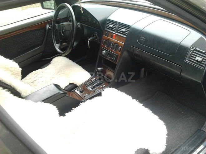 Mercedes C 220 1994, 341,868 km - 2.2 l - Astara