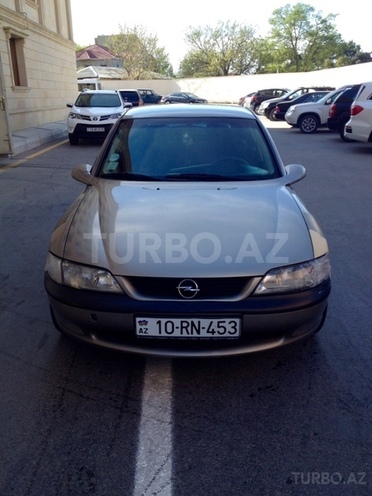 Opel Vectra 1996, 310,000 km - 1.8 l - Bakı