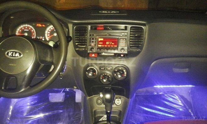 Kia Rio 2011, 296,176 km - 1.4 л - Bakı