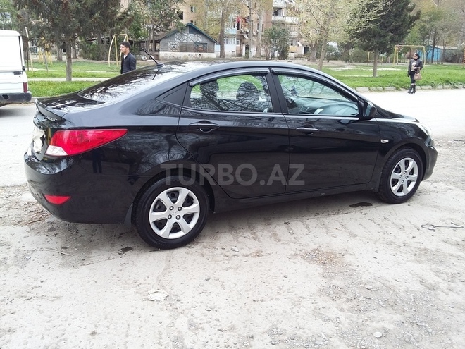 Hyundai Accent 2011, 127,545 km - 1.4 l - Sumqayıt