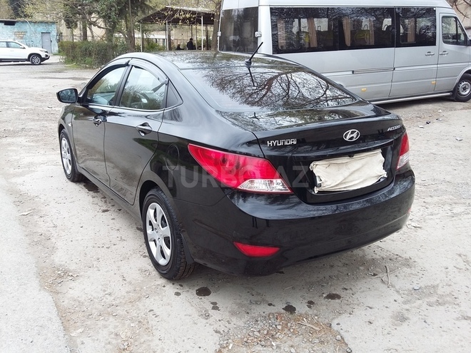 Hyundai Accent 2011, 127,545 km - 1.4 l - Sumqayıt