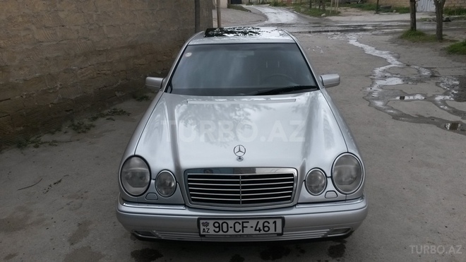 Mercedes E 230 1996, 223,456 km - 2.3 l - Bakı