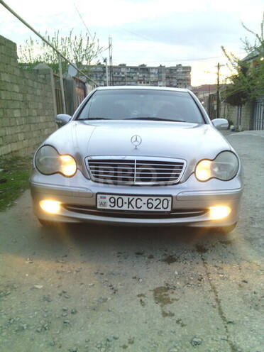 Mercedes C 240 2000, 275,846 km - 2.6 l - Bakı