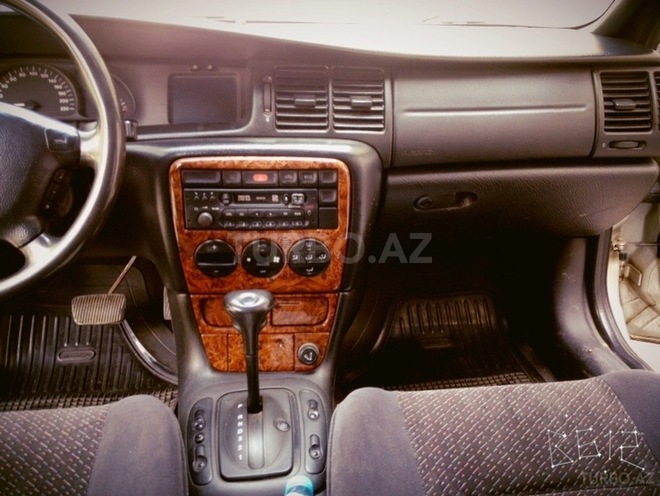 Opel Vectra 1997, 300,000 km - 2.0 l - Bakı
