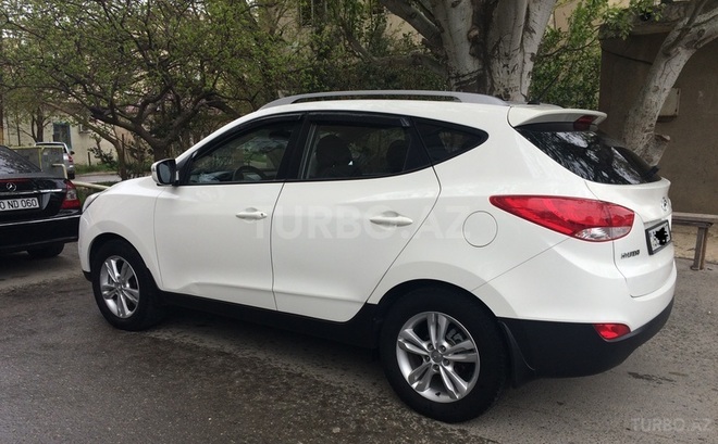 Hyundai ix35 2012, 63,000 km - 2.0 l - Bakı