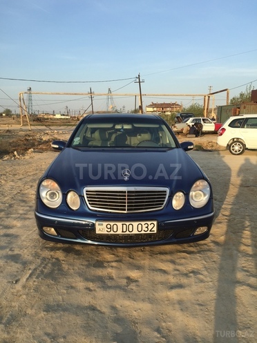 Mercedes E 320 2003, 199,000 km - 3.2 l - Bakı