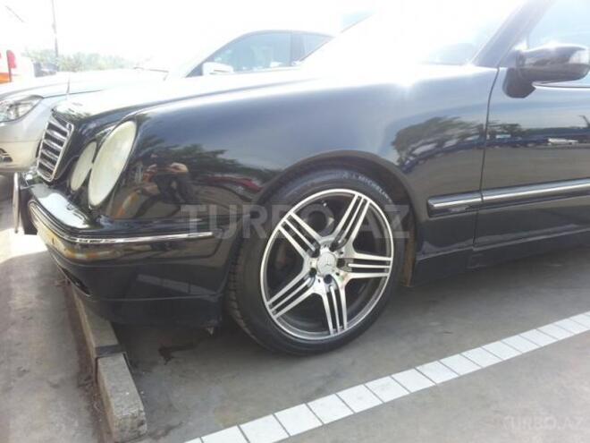 Mercedes E 240 2000, 178,000 km - 2.4 l - Bakı