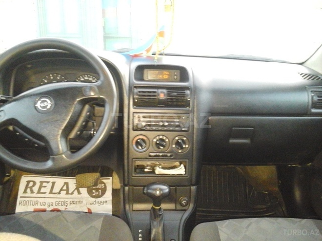 Opel Astra 2001, 220,000 km - 1.6 л - Bakı