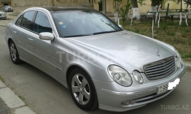 Mercedes E 270 2002, 200,000 km - 2.7 l - Bakı