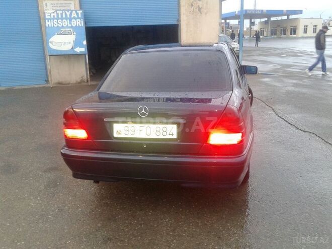 Mercedes C 180 1999, 240,000 km - 1.8 l - Bakı