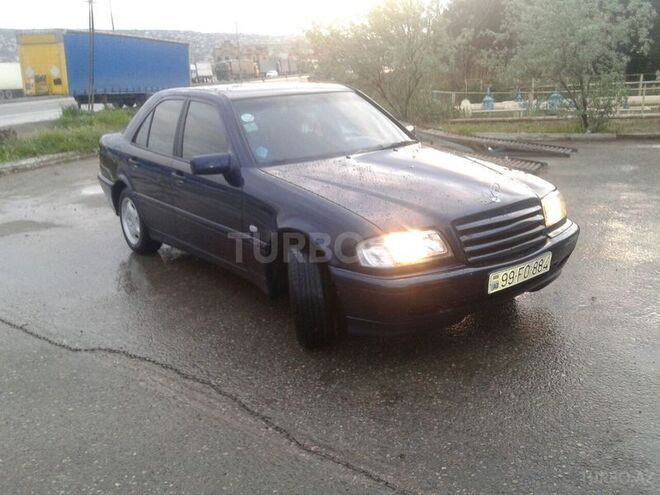 Mercedes C 180 1999, 240,000 km - 1.8 l - Bakı