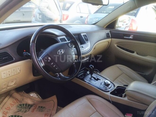 Hyundai Genesis 2009, 80,000 km - 3.8 l - Bakı