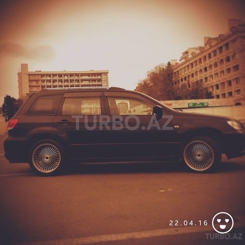 Mitsubishi Airtrek 2003, 240,000 km - 2.4 l - Bakı