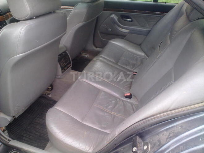 BMW 523 1997, 230,000 km - 2.5 l - Bakı