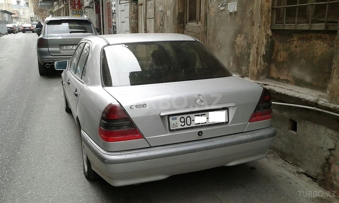 Mercedes C 180 1997, 195,000 km - 1.8 l - Bakı