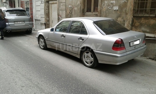 Mercedes C 180 1997, 195,000 km - 1.8 l - Bakı