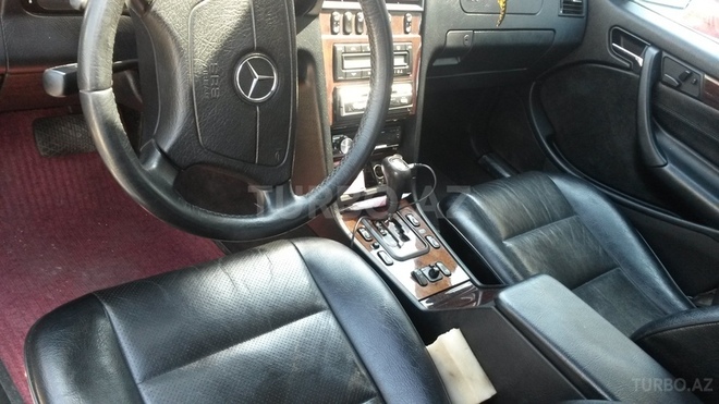Mercedes C 240 2000, 144,000 km - 2.4 l - Bakı