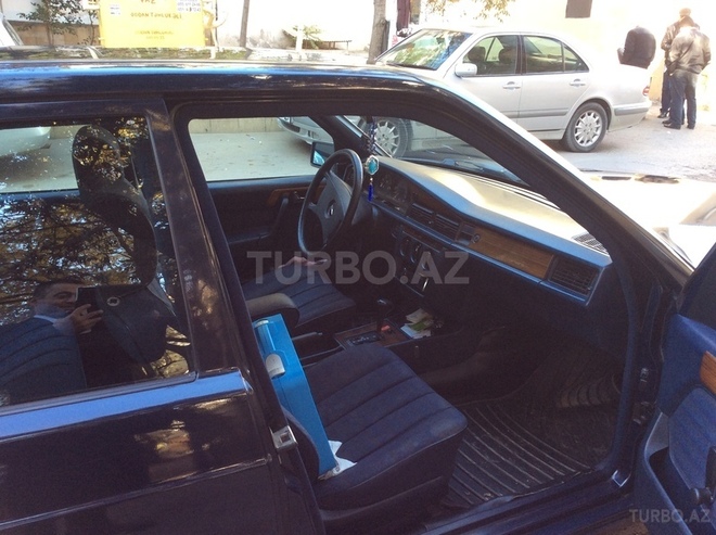 Mercedes A 190 1990, 294,000 km - 0.2 l - Bakı