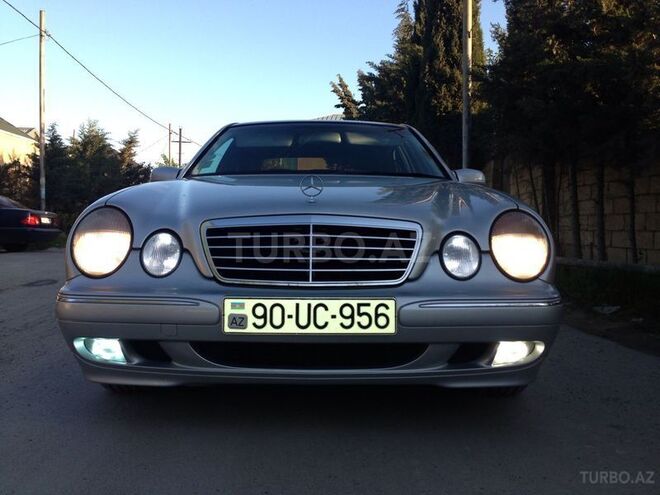 Mercedes E 200 2000, 220,000 km - 2.0 l - Bakı
