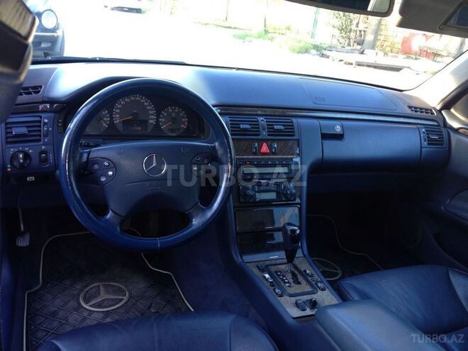 Mercedes E 200 2000, 220,000 km - 2.0 l - Bakı