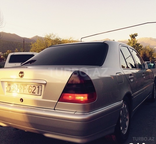 Mercedes C 180 1998, 250,000 km - 1.8 л - Zaqatala