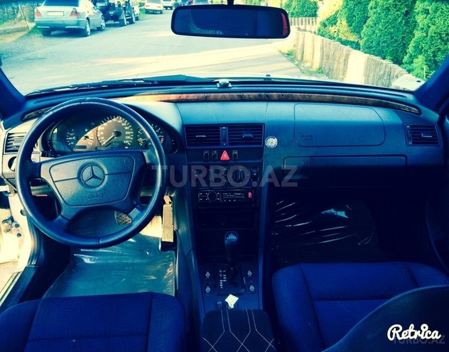 Mercedes C 180 1998, 250,000 km - 1.8 л - Zaqatala
