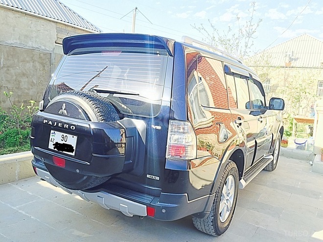 Mitsubishi Pajero 2007, 123,800 km - 3.0 l - Bakı