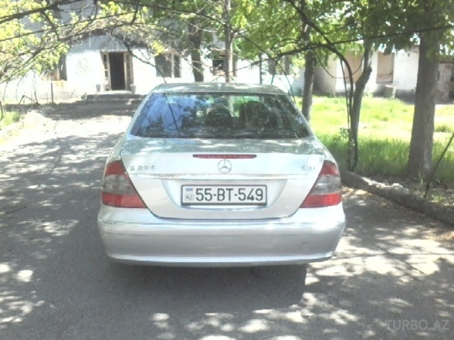 Mercedes E 220 2006, 230,000 km - 2.2 l - Şəki