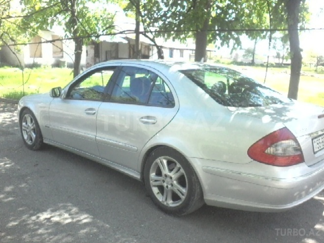 Mercedes E 220 2006, 230,000 km - 2.2 l - Şəki