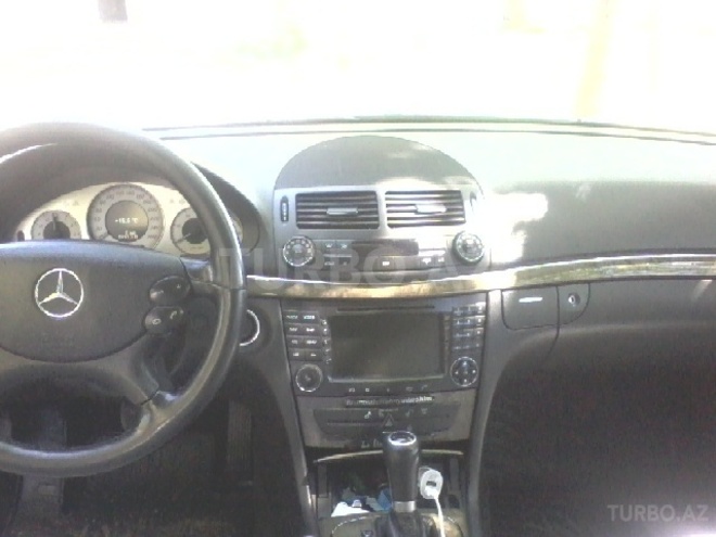 Mercedes E 220 2006, 230,000 km - 2.2 l - Şəki