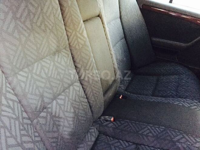 Mercedes C 220 1995, 234,000 km - 2.2 l - Sumqayıt