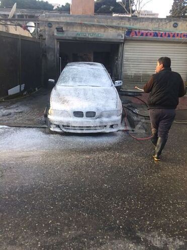 BMW 523 1999, 167,000 km - 2.5 л - Bakı