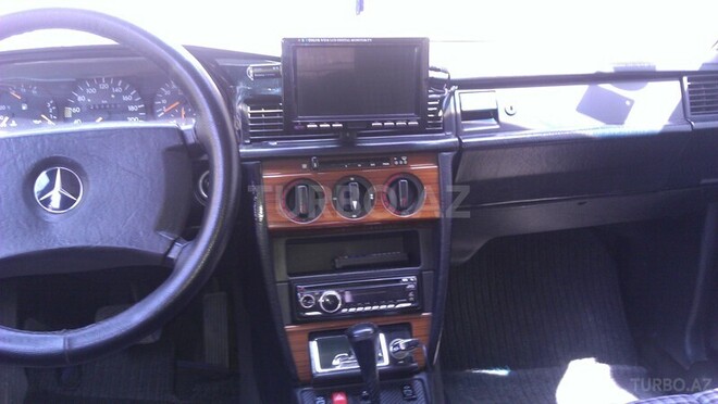 Mercedes 190 1991, 254,400 km - 2.0 l - Xırdalan