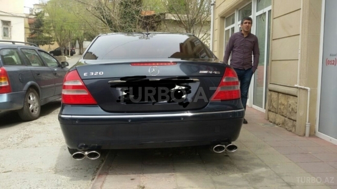 Mercedes E 320 2004, 232,000 km - 3.2 л - Bakı
