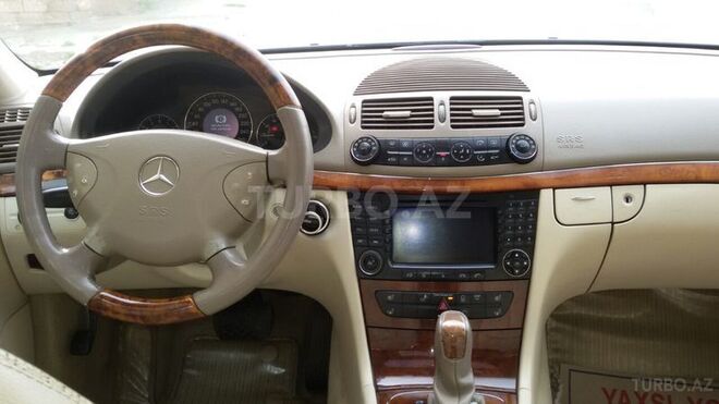 Mercedes E 320 2004, 232,000 km - 3.2 л - Bakı