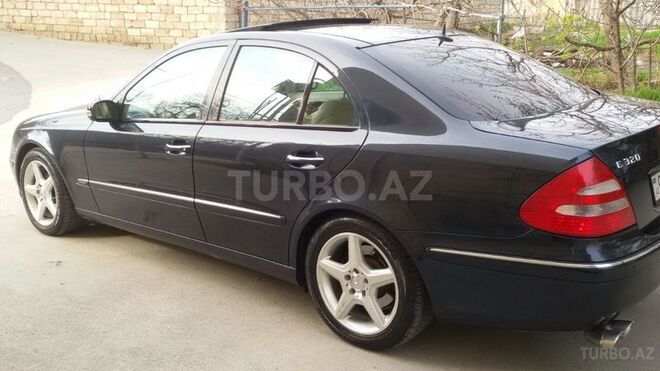 Mercedes E 320 2004, 232,000 km - 3.2 л - Bakı