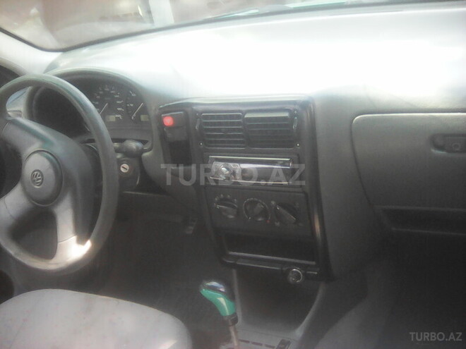 Volkswagen Polo 1996, 298,000 km - 1.6 l - Şəki