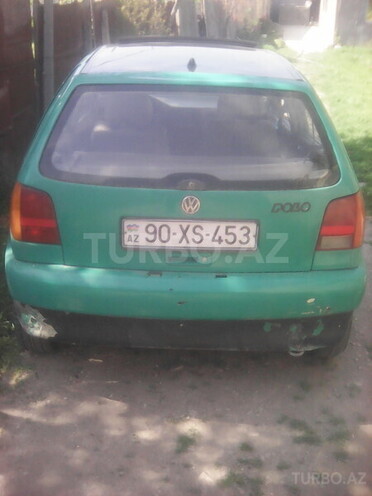 Volkswagen Polo 1996, 298,000 km - 1.6 l - Şəki