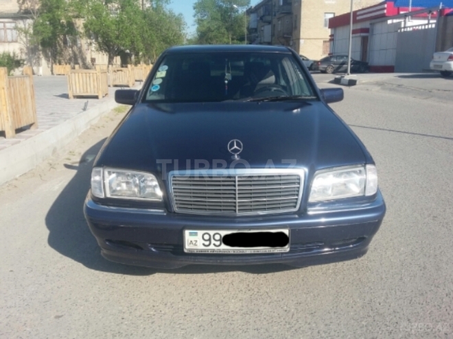 Mercedes C 220 1999, 219,000 km - 2.2 л - Sumqayıt