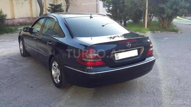 Mercedes E 220 2003, 267,000 km - 2.2 л - Bakı